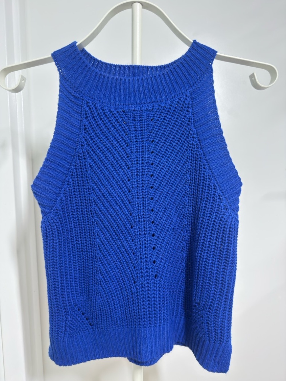 BCX Blue knitted crop top